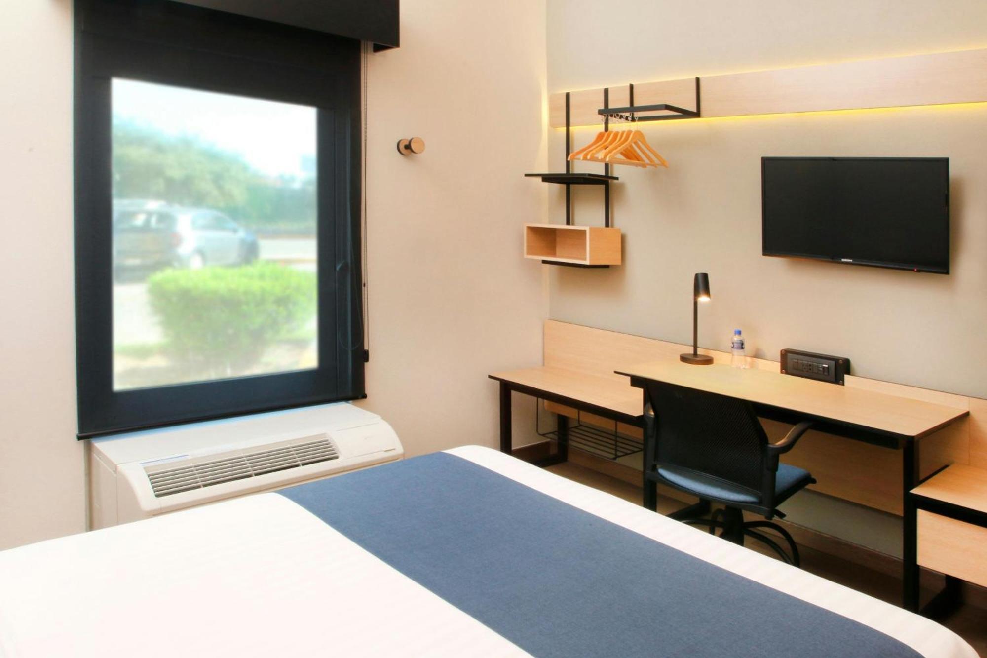 ซิตี้ เอ็กซ์เพรส เรย์โนซา Hotel ภายนอก รูปภาพ