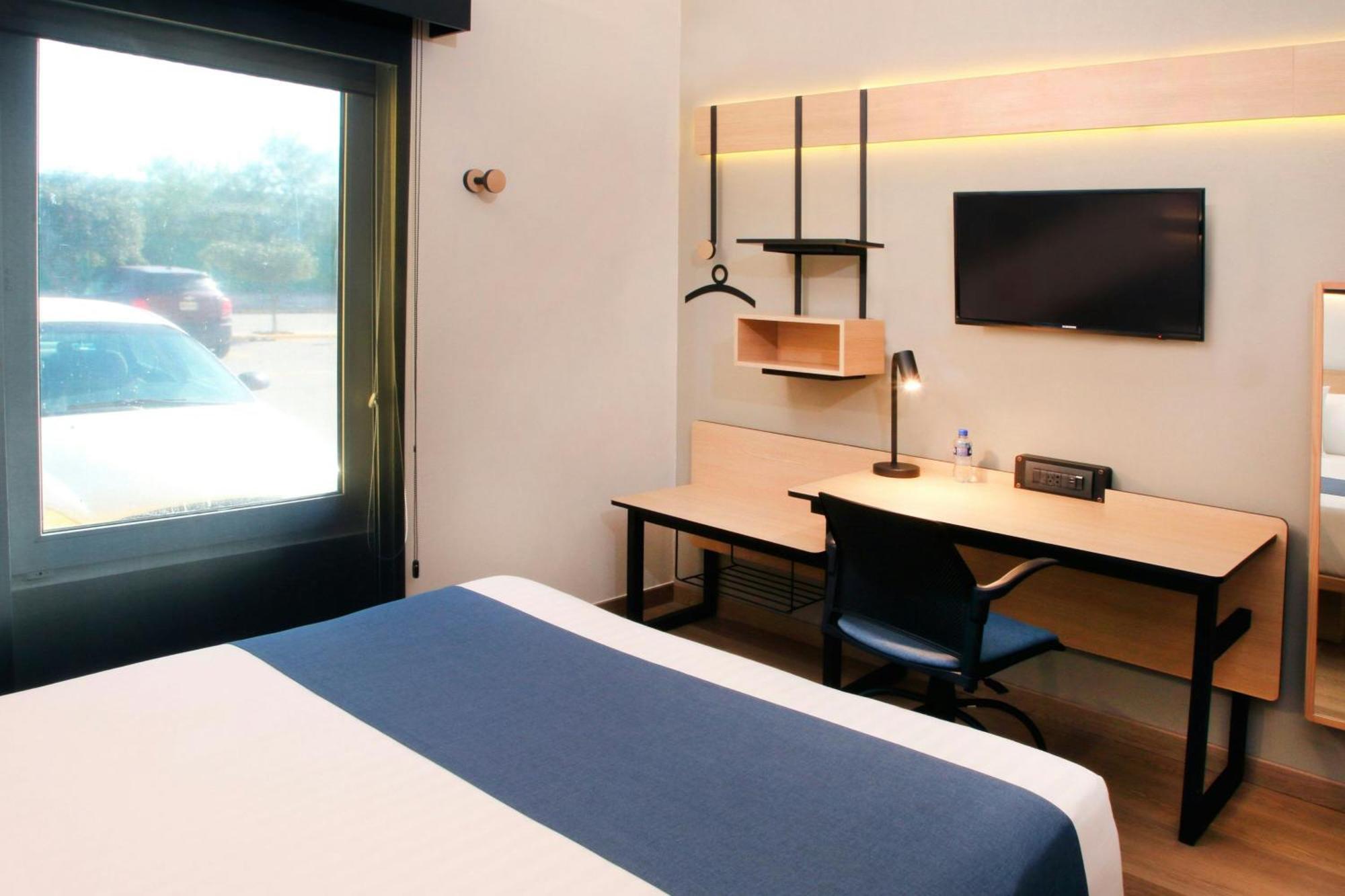 ซิตี้ เอ็กซ์เพรส เรย์โนซา Hotel ภายนอก รูปภาพ