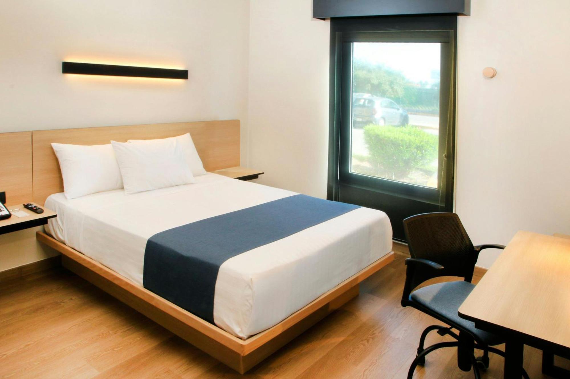 ซิตี้ เอ็กซ์เพรส เรย์โนซา Hotel ภายนอก รูปภาพ