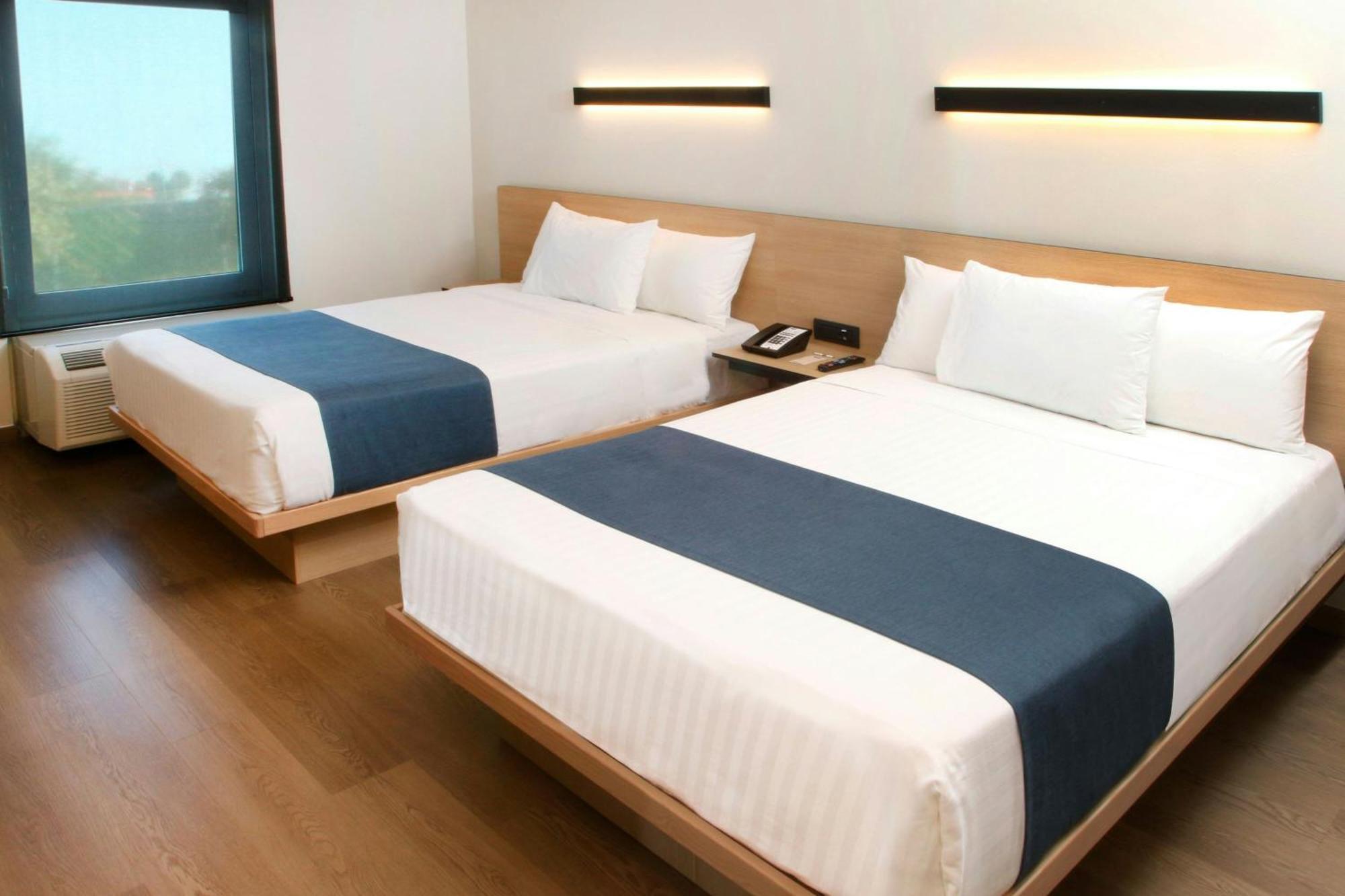 ซิตี้ เอ็กซ์เพรส เรย์โนซา Hotel ภายนอก รูปภาพ