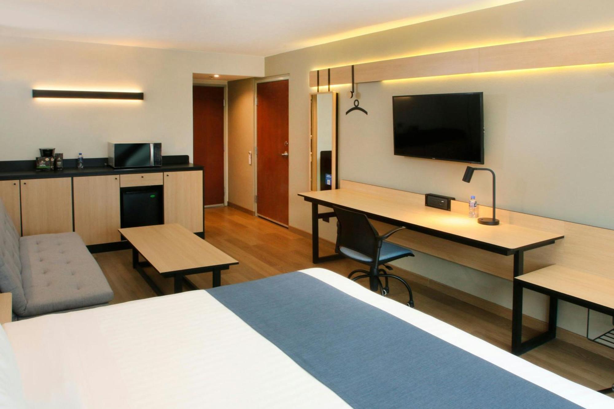 ซิตี้ เอ็กซ์เพรส เรย์โนซา Hotel ภายนอก รูปภาพ