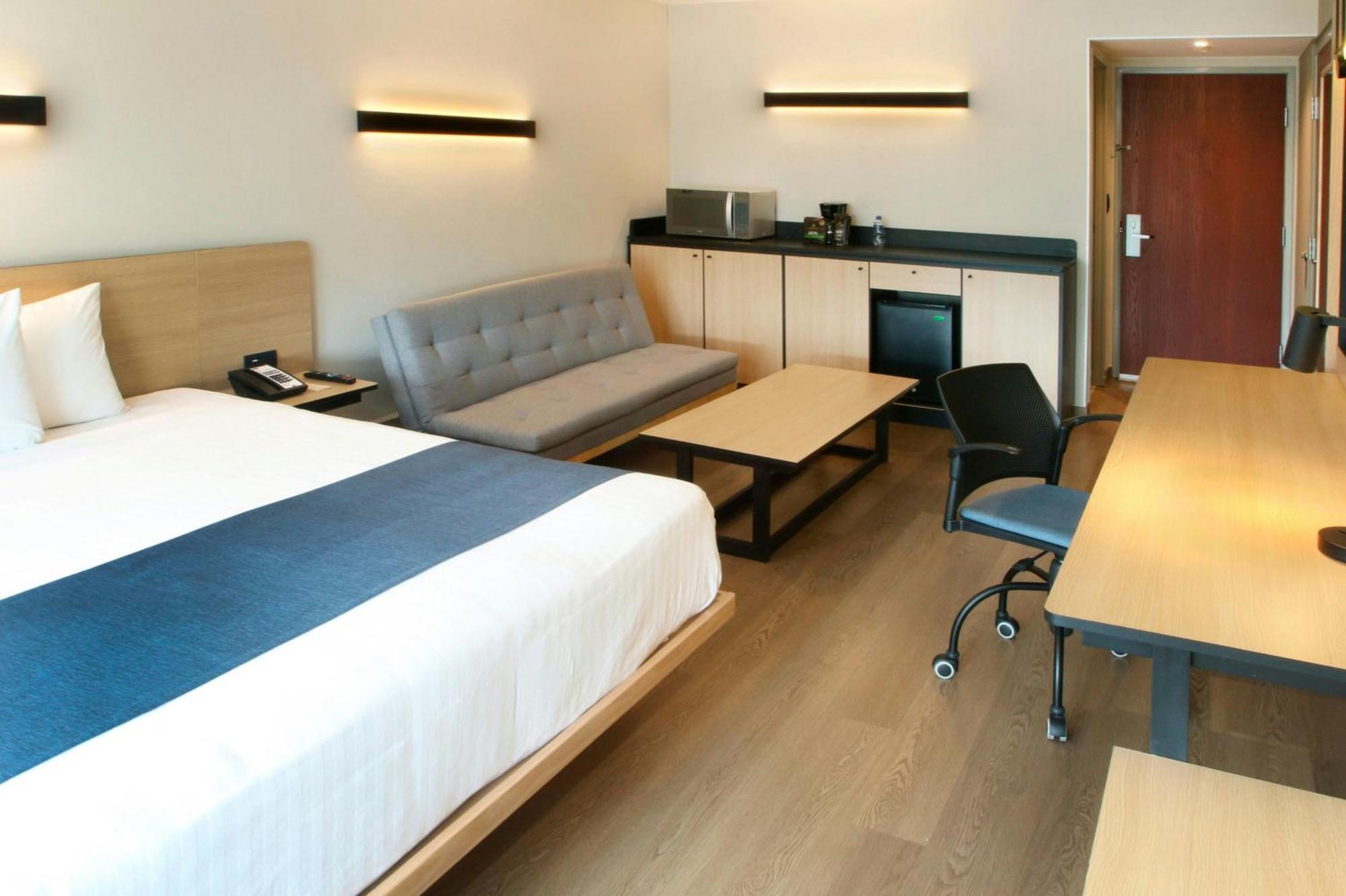 ซิตี้ เอ็กซ์เพรส เรย์โนซา Hotel ภายนอก รูปภาพ