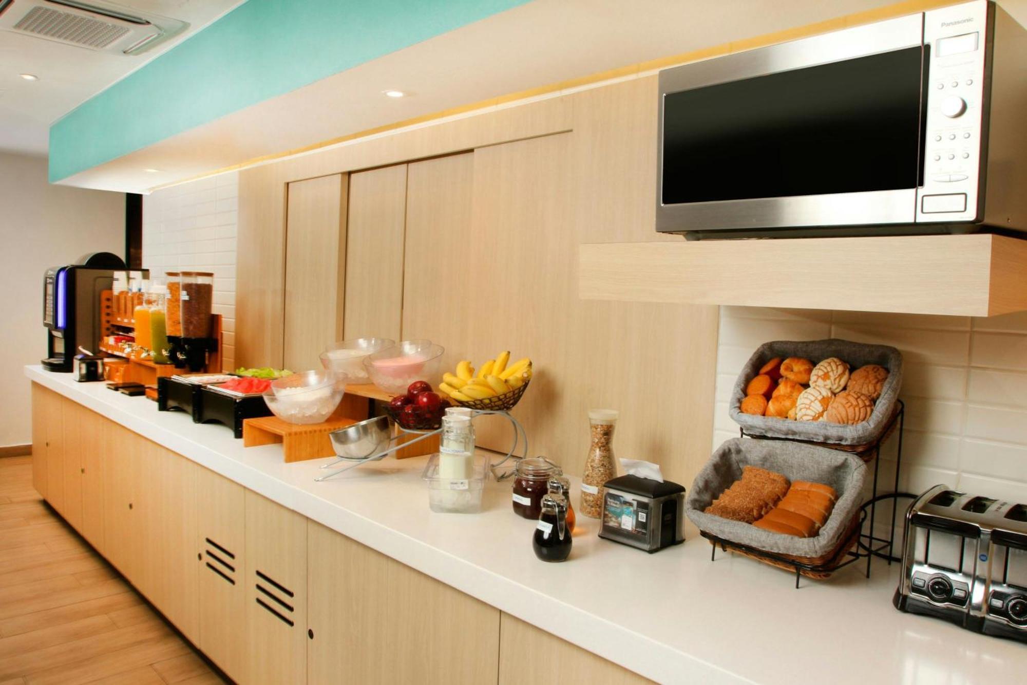 ซิตี้ เอ็กซ์เพรส เรย์โนซา Hotel ภายนอก รูปภาพ
