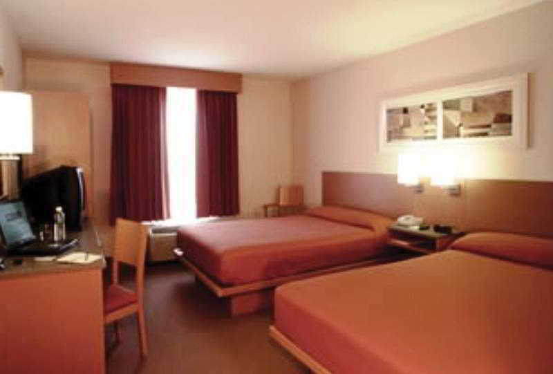 ซิตี้ เอ็กซ์เพรส เรย์โนซา Hotel ภายนอก รูปภาพ